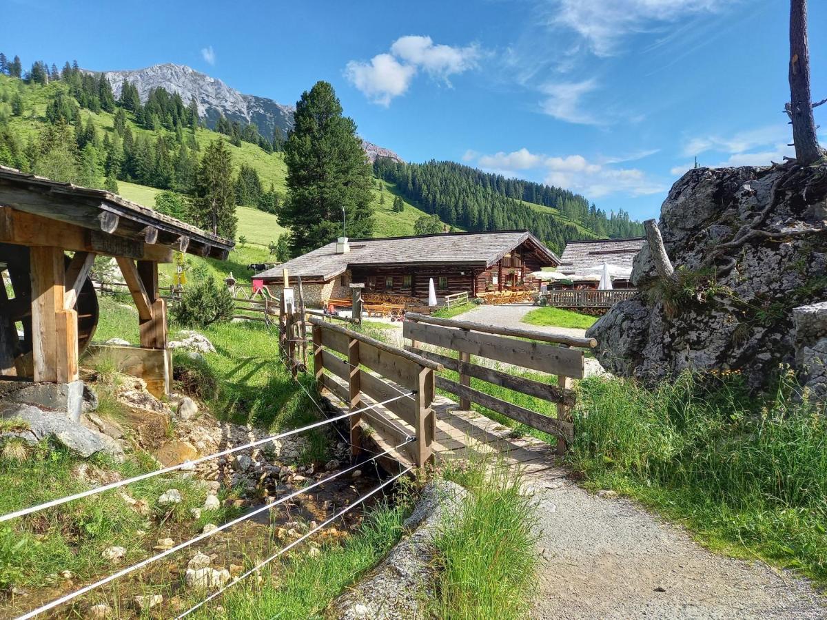 Urlaubsland Sonnfeld Apartamento Flachau Exterior foto